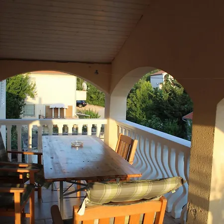Cozy Happy Place Gornji Karin